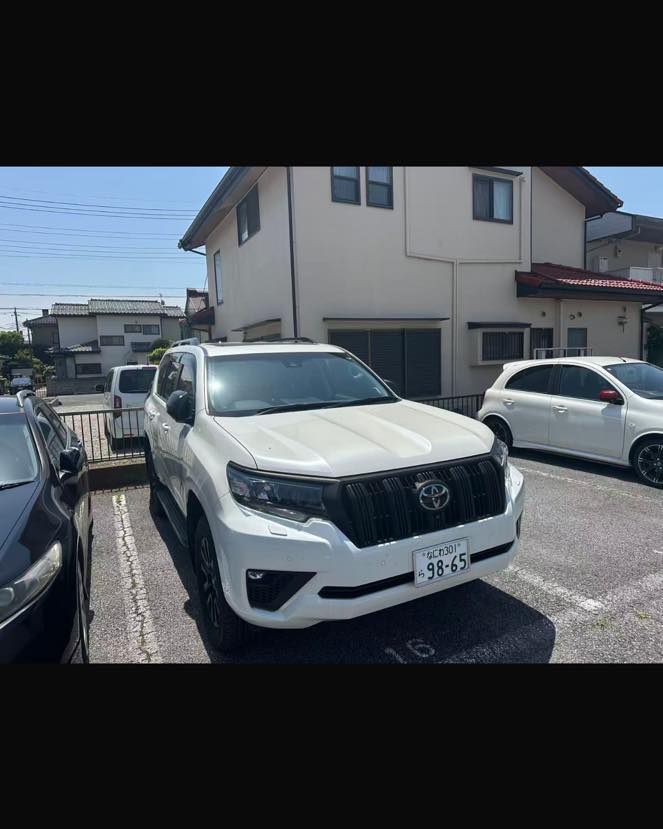 TOYOTA LAND CRUISER PRADO 2023