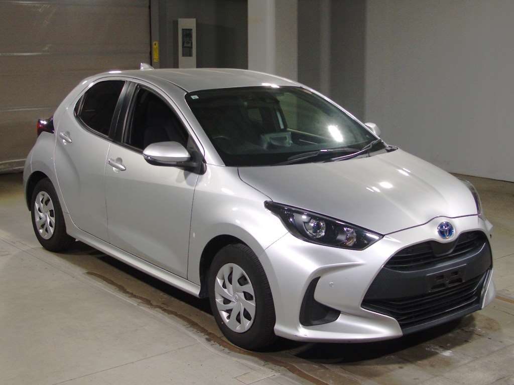 Toyota Yaris 2022 Hybrid 1.5L Automatic in Excellent Condition