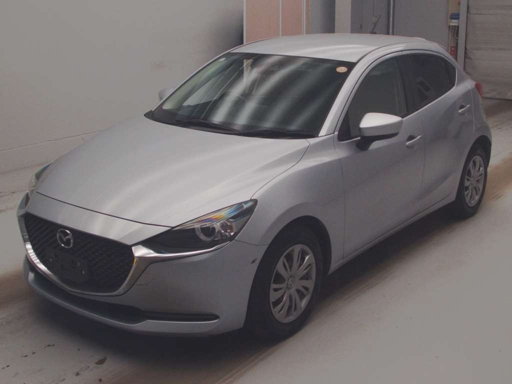 Mazda Mazda2 15S – 1.5L SKYACTIV Compact Hatchback with Efficiency & Style