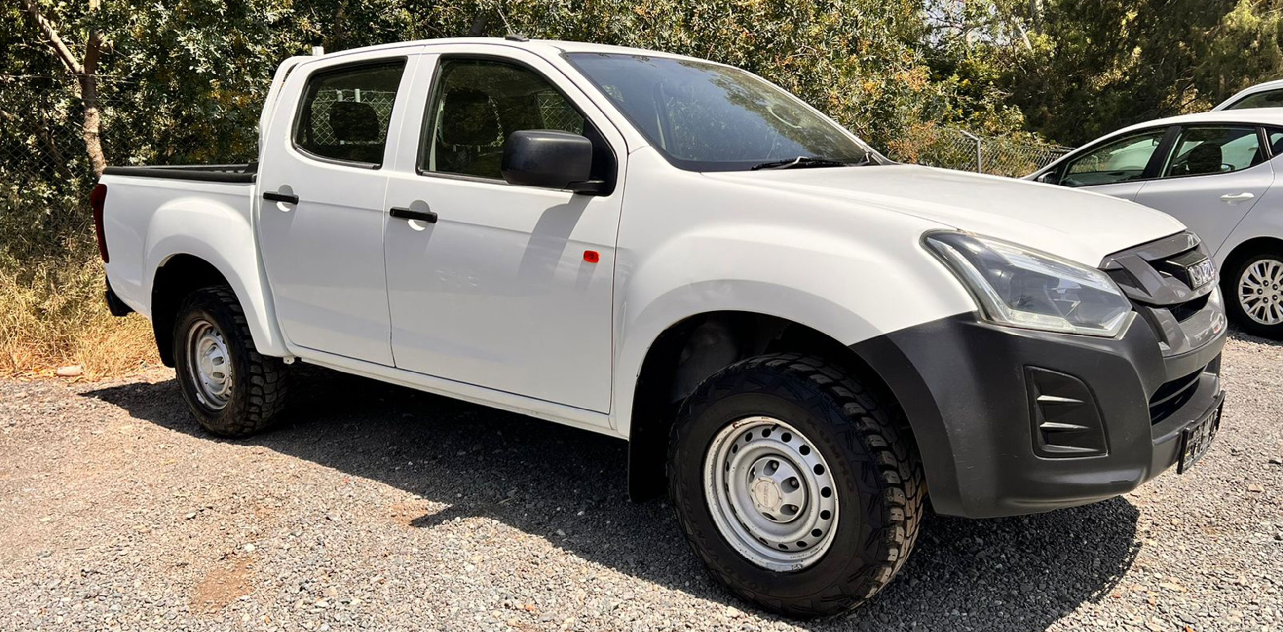 Isuzu D-Max 2017 – Manual, 90,000 km